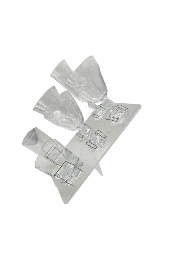 CLINK FREE FIXING SYSTEM TEKNE VE KARAVANLAR İÇİN TABAK ,BARDAK VE KADEH SABİTLEYİCİ DELİKLİ AKRİLİK PLEKSİ TEPSİ  -  30x40cm